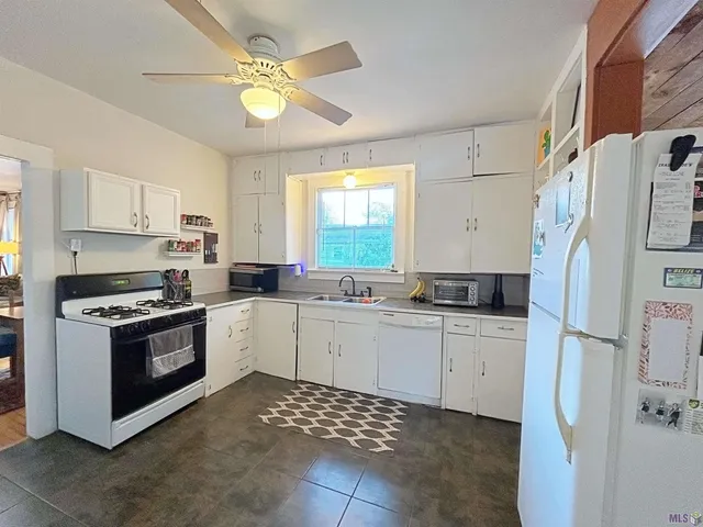 $1,800 | 361 Richland Avenue, Baton Rouge, LA 70806