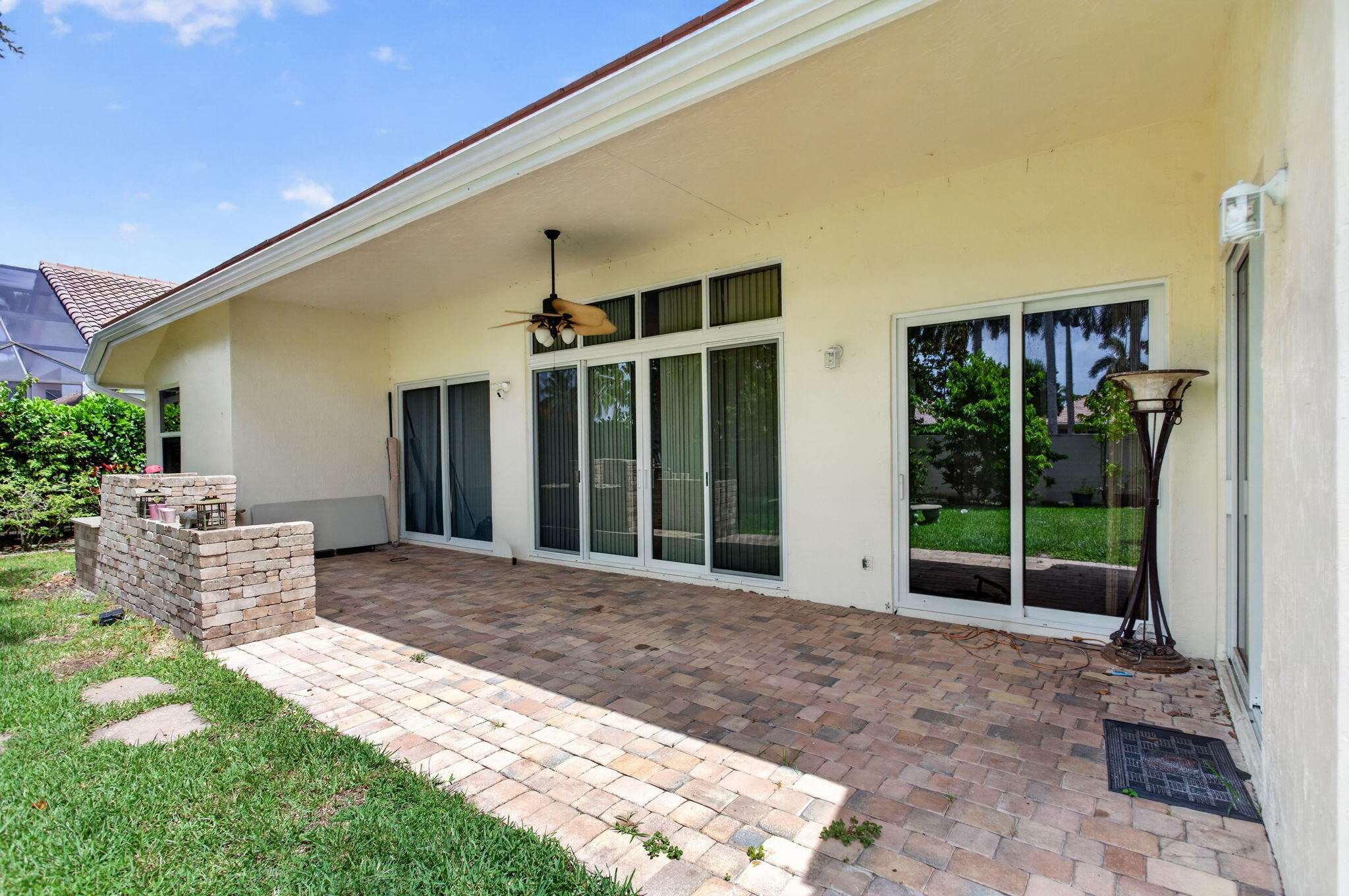 10027 Umberland Place Boca Raton, FL 33428 - Photo 7 of 39 7-web-or-mls-10027-7863