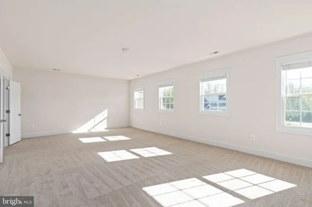 $949,900 | 33 Avalon Lane, Stafford, VA 22556