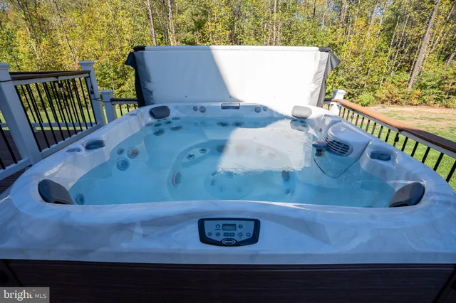 $949,900 | 33 Avalon Lane, Stafford, VA 22556