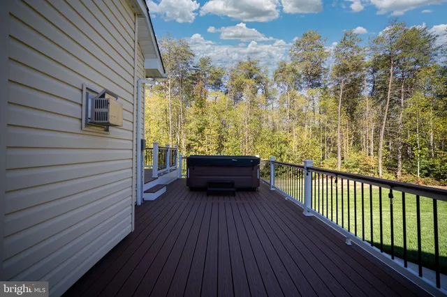 $949,900 | 33 Avalon Lane, Stafford, VA 22556