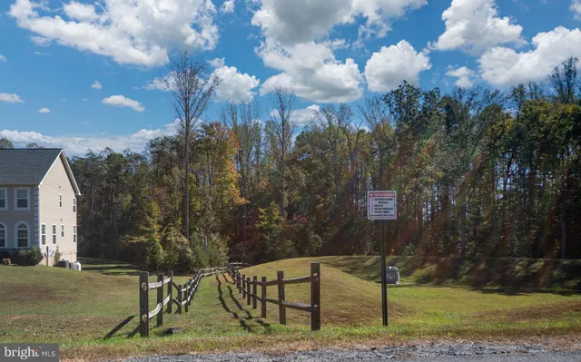 $949,900 | 33 Avalon Lane, Stafford, VA 22556