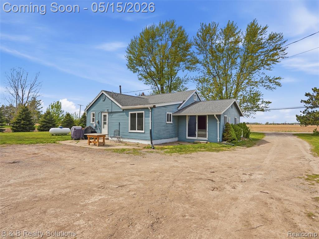 21900 Bordman Road Armada, MI 48005 - Photo 6 of 55