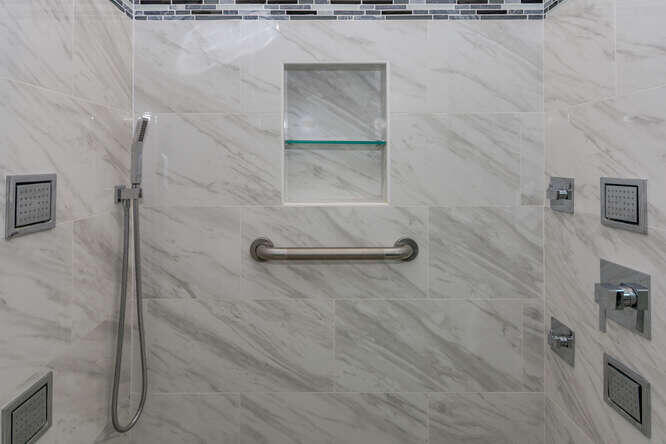17280 Antigua Point Way Boca Raton, FL 33487 - Photo 14 of 58 Master Shower