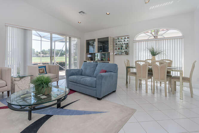 17280 Antigua Point Way Boca Raton, FL 33487 - Photo 9 of 58 Living Room