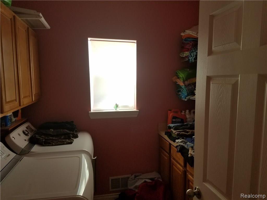 4466 Evans Road Holly, MI 48442 - Photo 17 of 38 20170408_104949.jpg