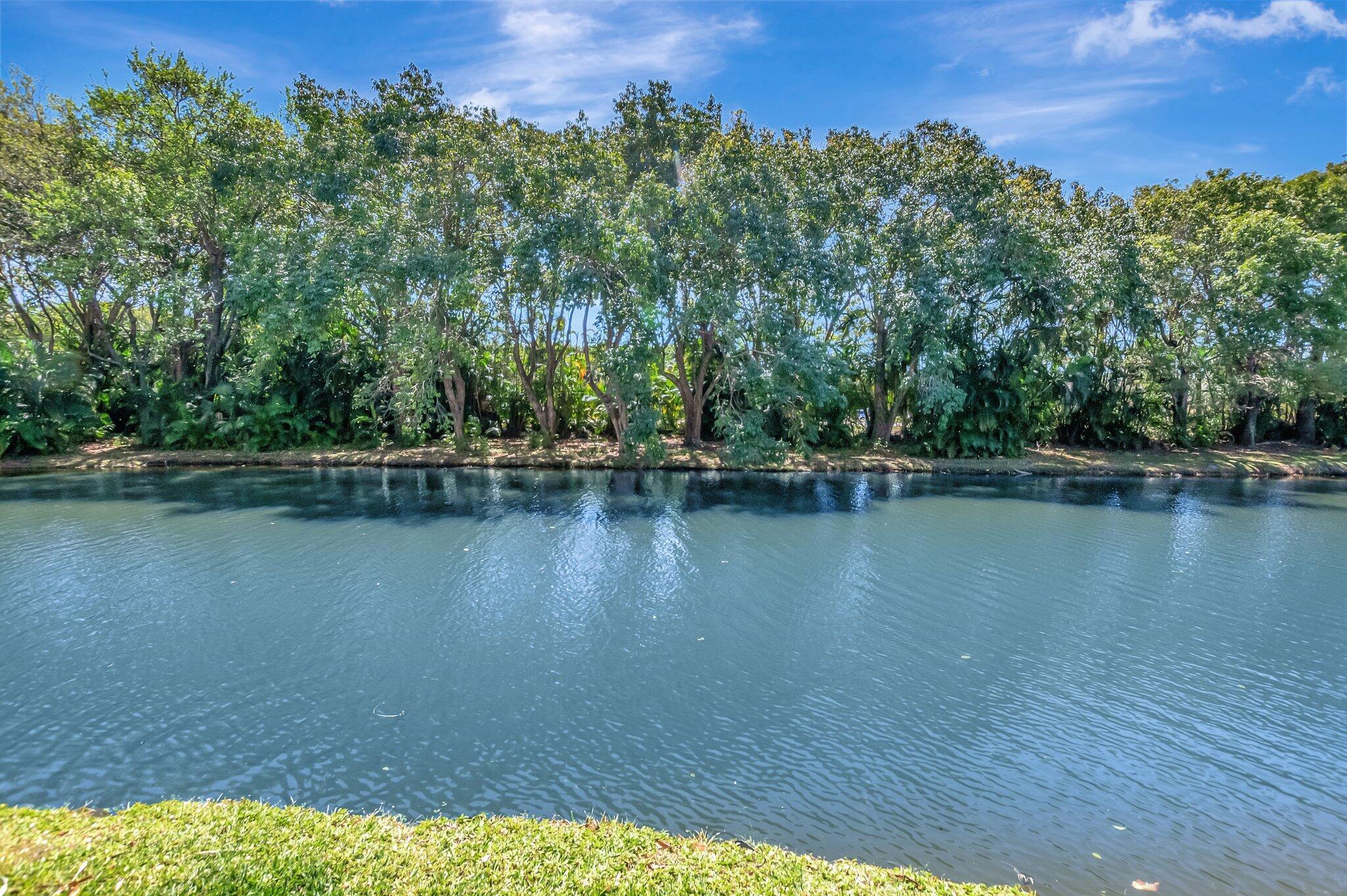 3705 Bridgewood Drive Boca Raton, FL 33434 - Photo 19 of 33 21-web-or-mls-DSC_0761