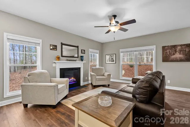 $769,900 | 901 Wild River Run, Marshall, NC 28753