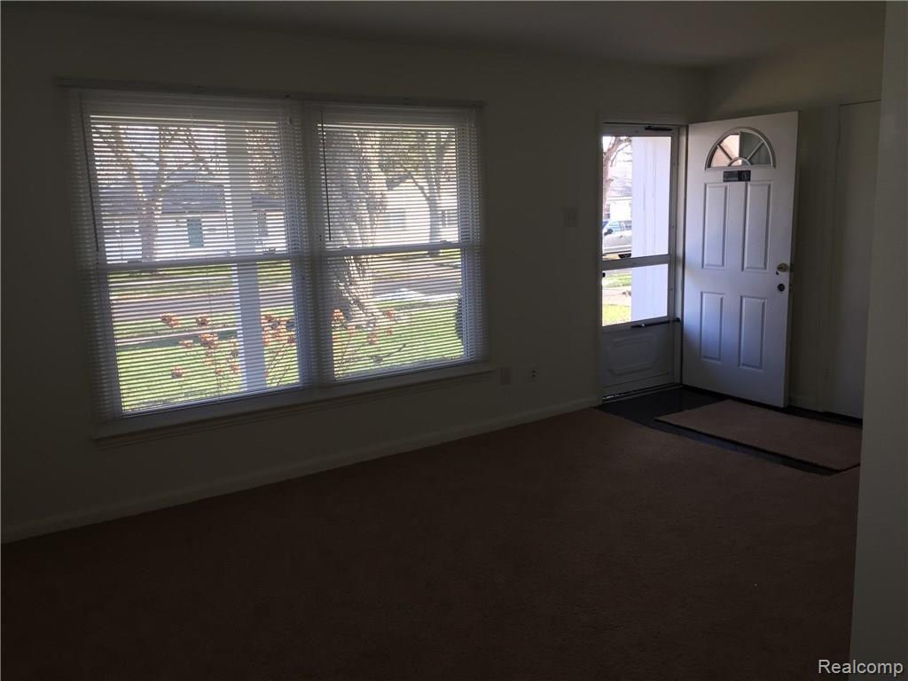 4511 Oliver Road Royal Oak, MI 48073 - Photo 7 of 8