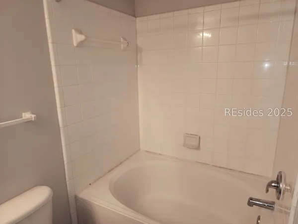 $229,900 | 50 Pebble Beach Cove, Unit H113, Bluffton, SC 29910