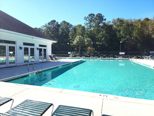 $229,900 | 50 Pebble Beach Cove, Unit H113, Bluffton, SC 29910