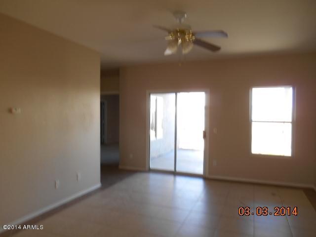 13196 West Redfield Road Surprise, AZ 85379 - Photo 5 of 22 DSCN3588