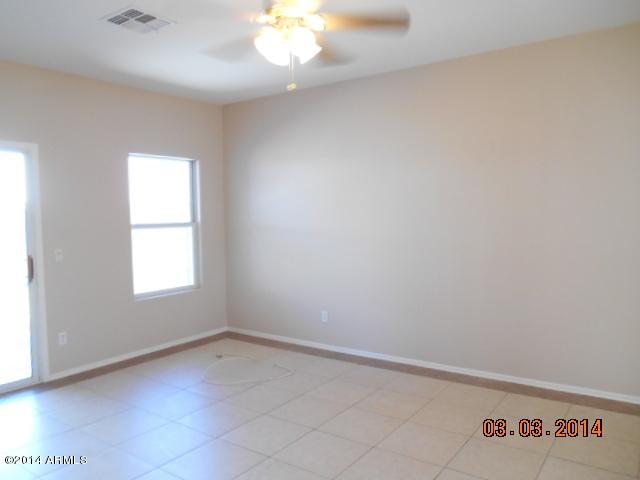 13196 West Redfield Road Surprise, AZ 85379 - Photo 6 of 22 DSCN3593