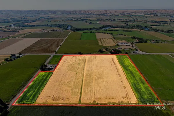 $650,000 | 4 Ave Emmett Id 83617 Avenue, Emmett, ID 83617