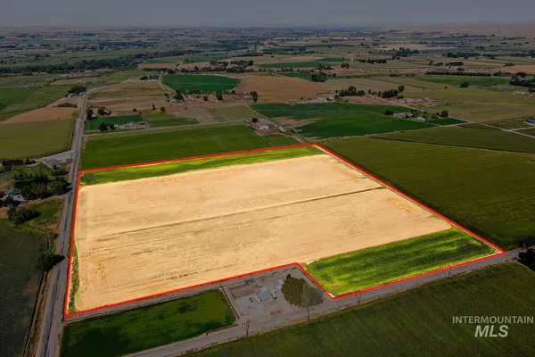 $650,000 | 4 Ave Emmett Id 83617 Avenue, Emmett, ID 83617