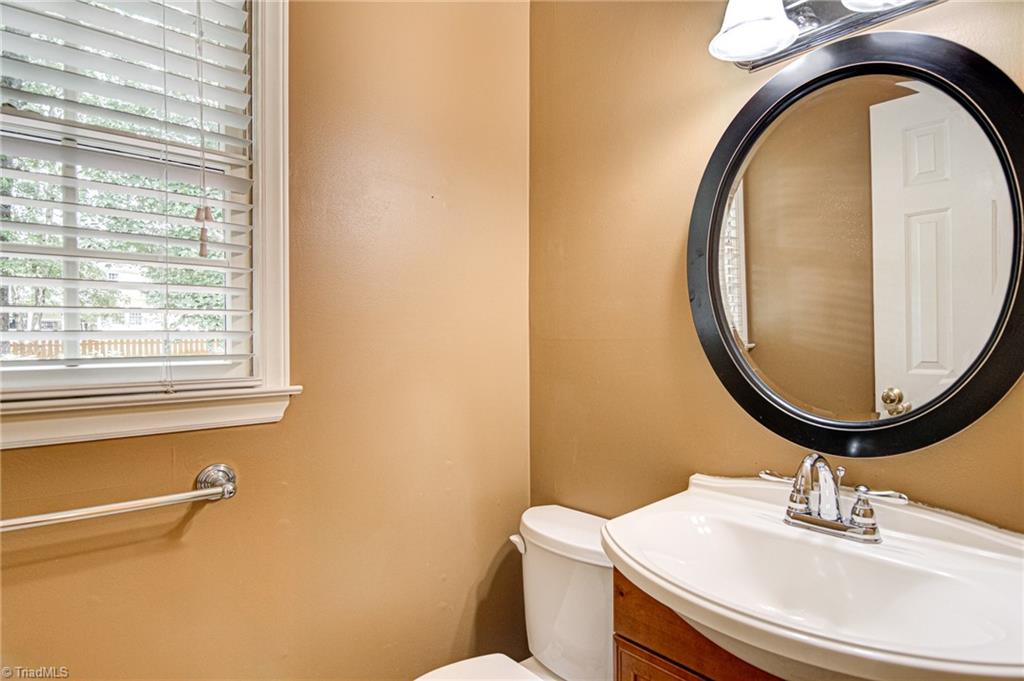 1607 Whites Mill Road High Point, NC 27265 - Photo 12 of 35 Gallery Image 12