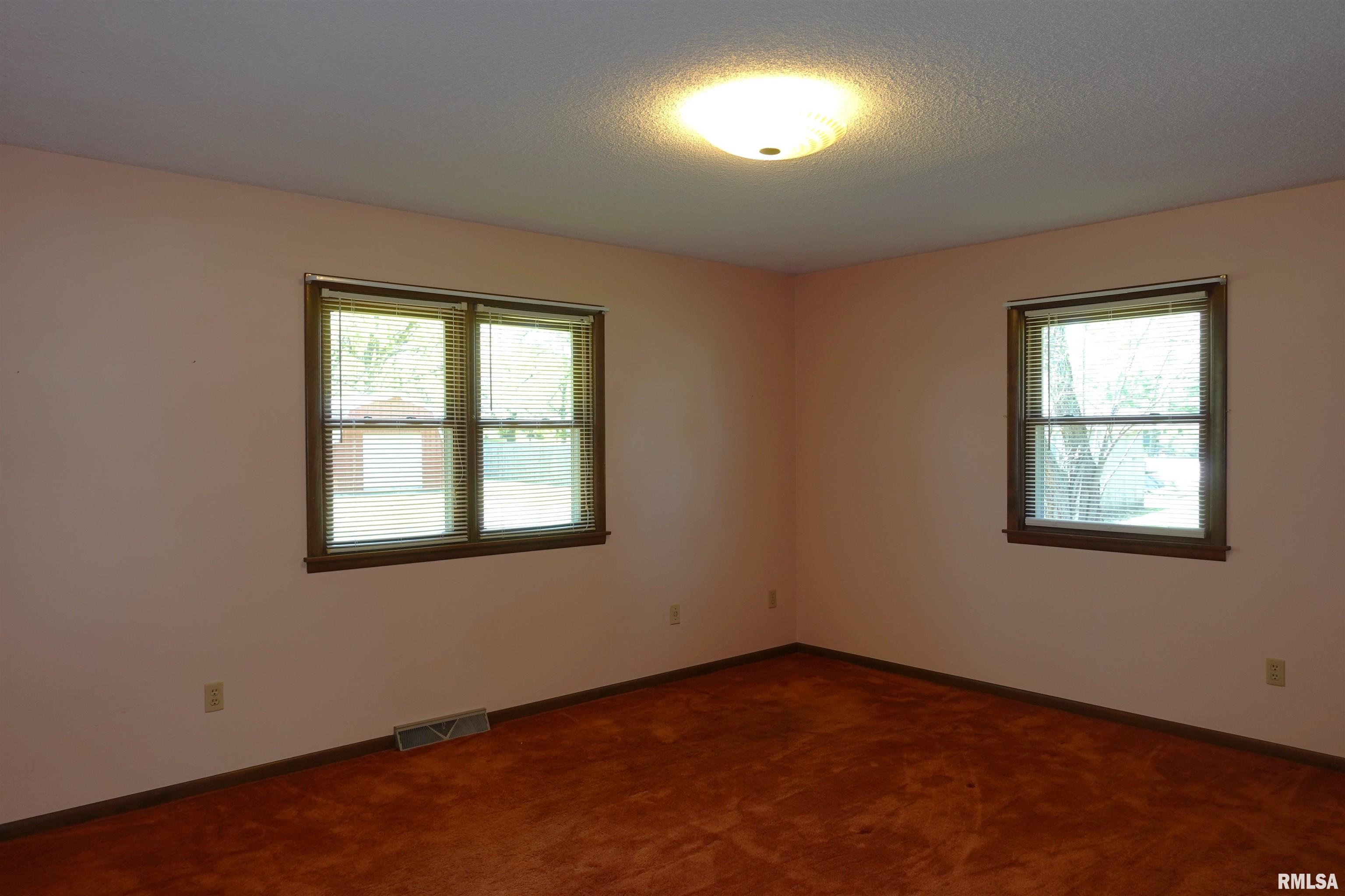 224 East Victoria Street Wataga, IL 61488 - Photo 25 of 40