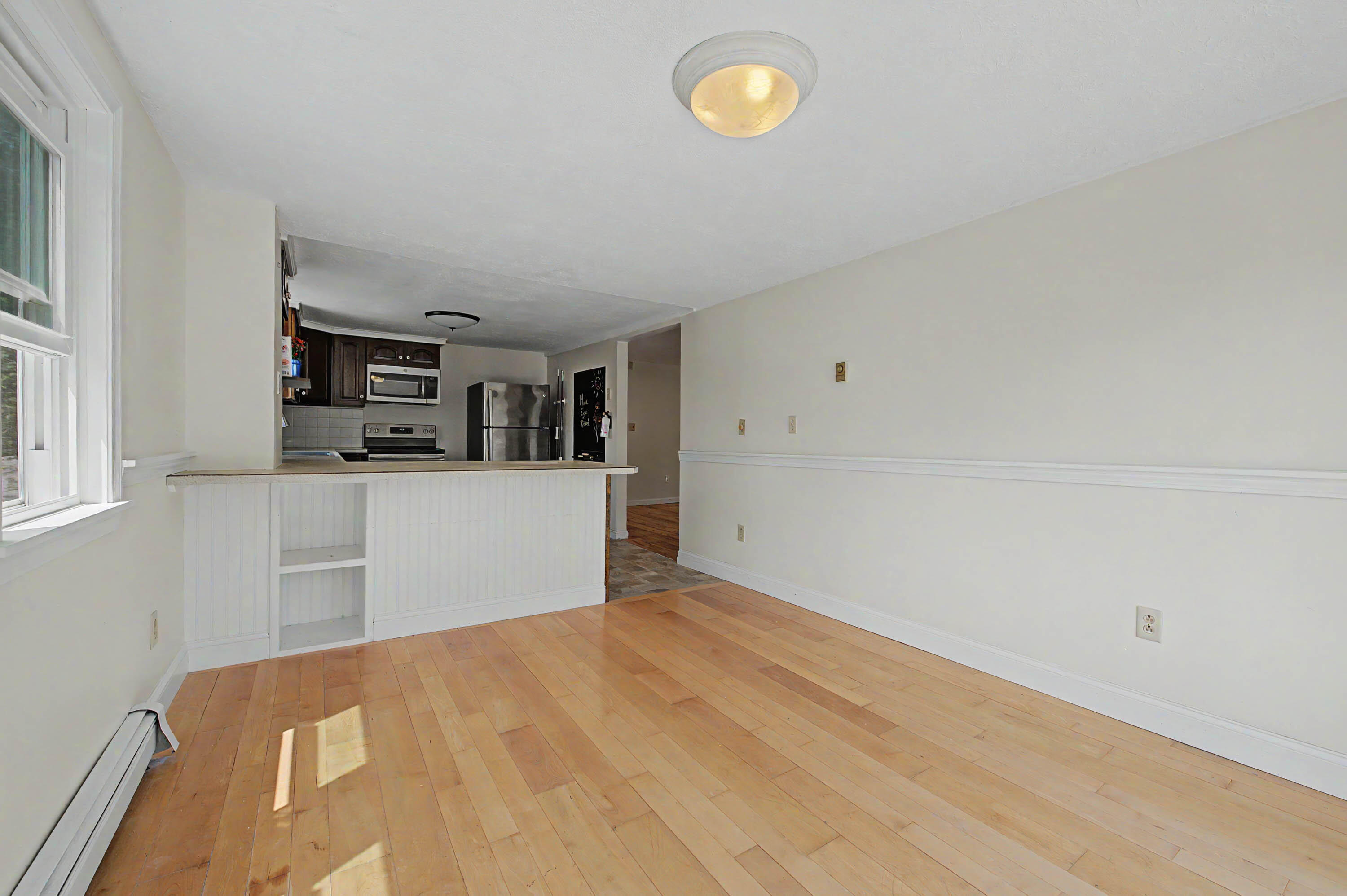 71 Middle Road Woolwich, ME 04579 - Photo 11 of 37 pic-12