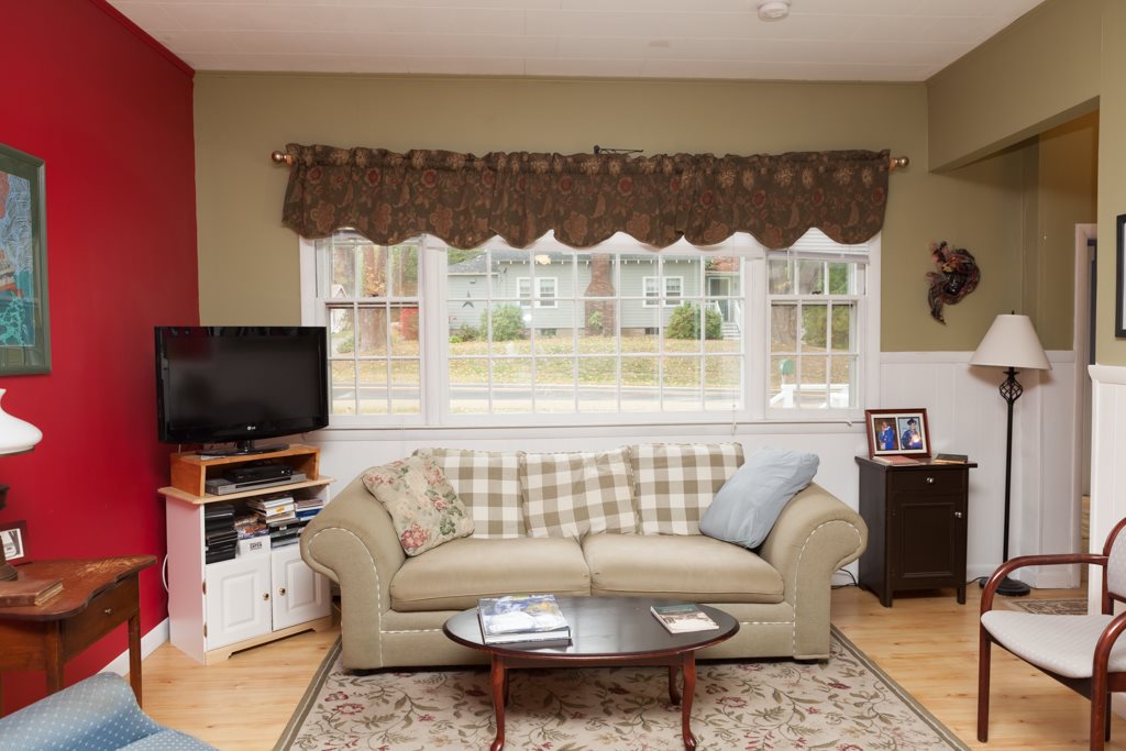 488 Main Street Eliot, ME 03903 - Photo 11 of 34