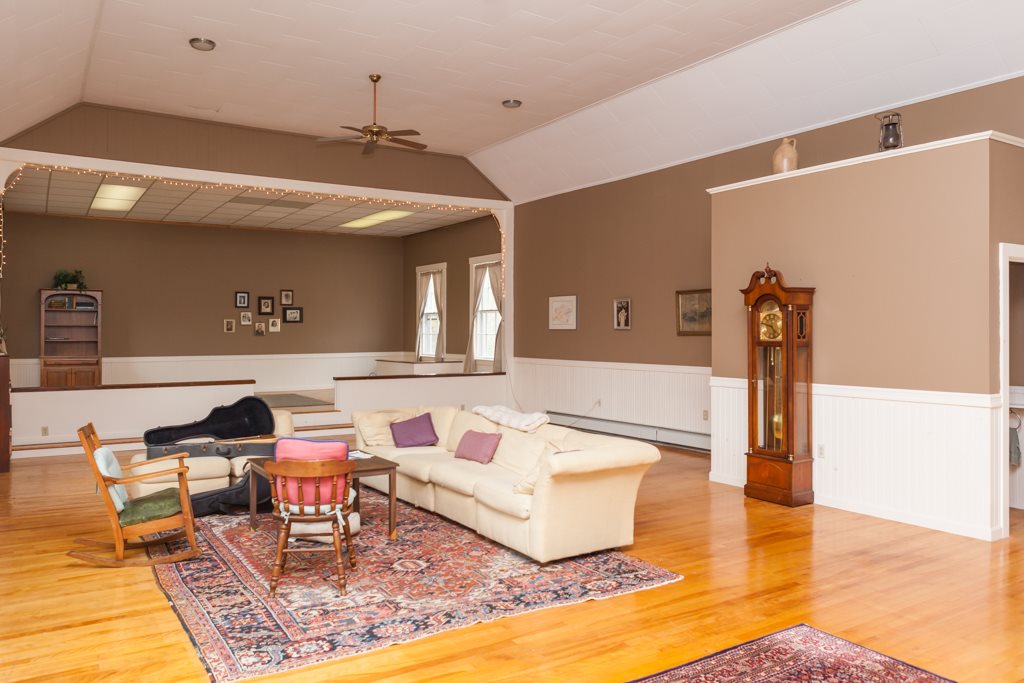 488 Main Street Eliot, ME 03903 - Photo 21 of 34