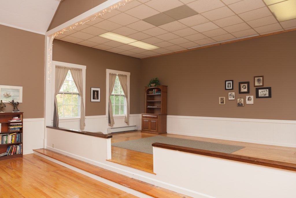 488 Main Street Eliot, ME 03903 - Photo 23 of 34