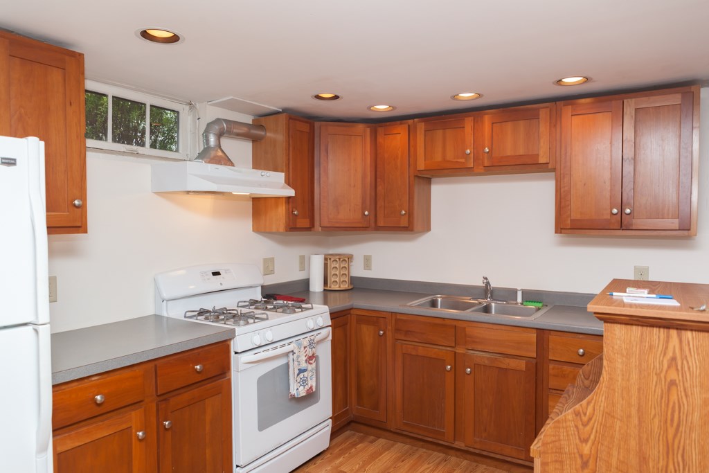 488 Main Street Eliot, ME 03903 - Photo 27 of 34