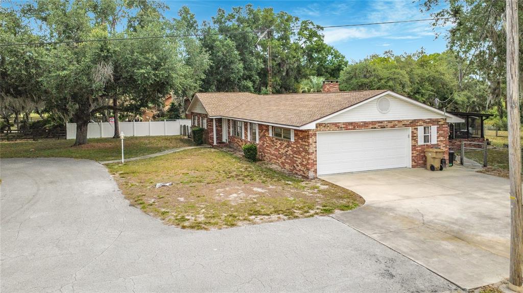1112 Caballo Road Leesburg, FL 34748 - Photo 4 of 44