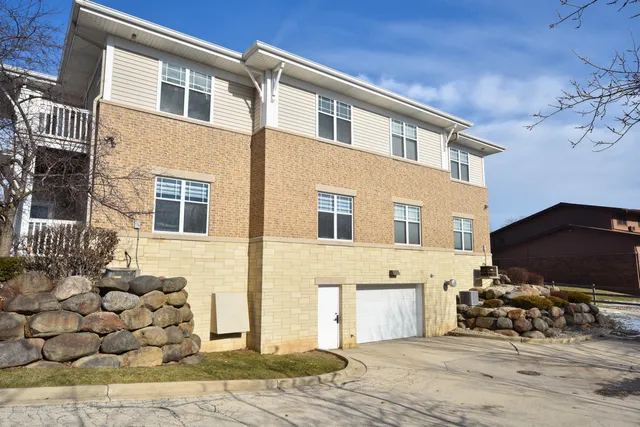 $240,000 | 3960 South Prairie Hill Lane, Unit 205, Greenfield, WI 53228
