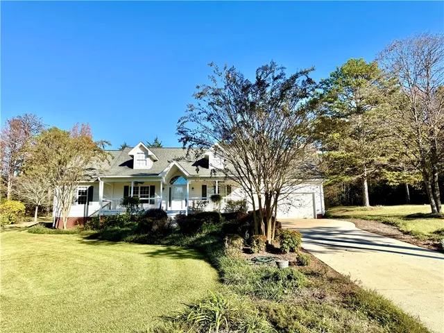 $449,000 | 134 Fairway Lane, Westminster, SC 29693