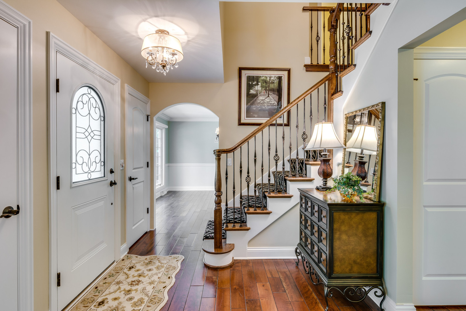 704 West Bauer Road Naperville, IL 60563 - Photo 2 of 33