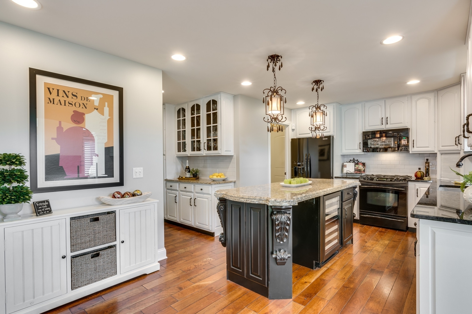 704 West Bauer Road Naperville, IL 60563 - Photo 9 of 33