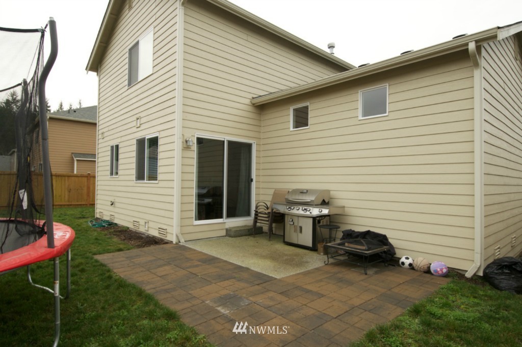 2555 Southwest Navigator Loop Oak Harbor, WA 98277 - Photo 17 of 20 Gallery Image 17