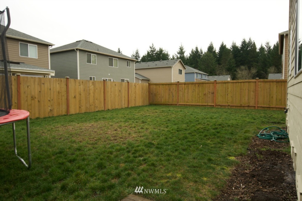 2555 Southwest Navigator Loop Oak Harbor, WA 98277 - Photo 18 of 20 Gallery Image 18