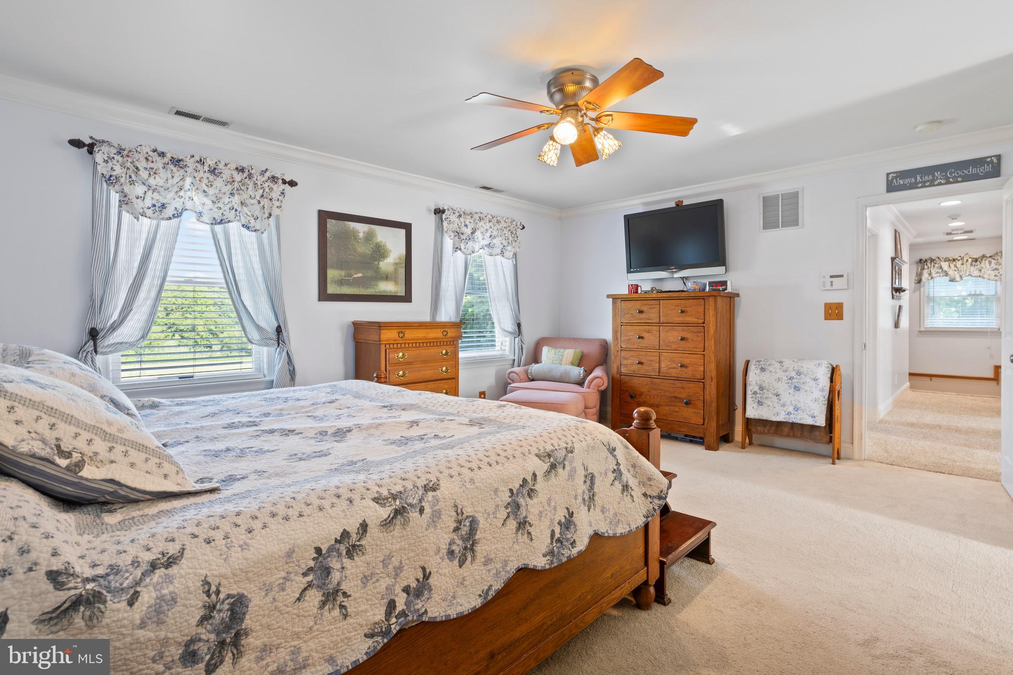 4957 Bar Neck Road Tilghman, MD 21671 - Photo 28 of 45 Owner's Suite