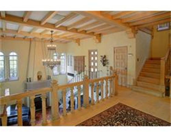 36 Hinckley Road Milton, MA 02186 - Photo 3 of 7 Gallery Image 3