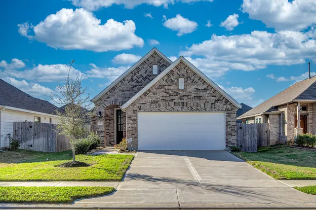 $2,250 | 8918 Oak Ivy Lane, Richmond, TX 77407