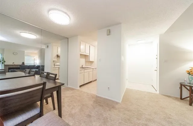 $1,050 | 10049 Westpark Drive, Unit 186, Houston, TX 77042