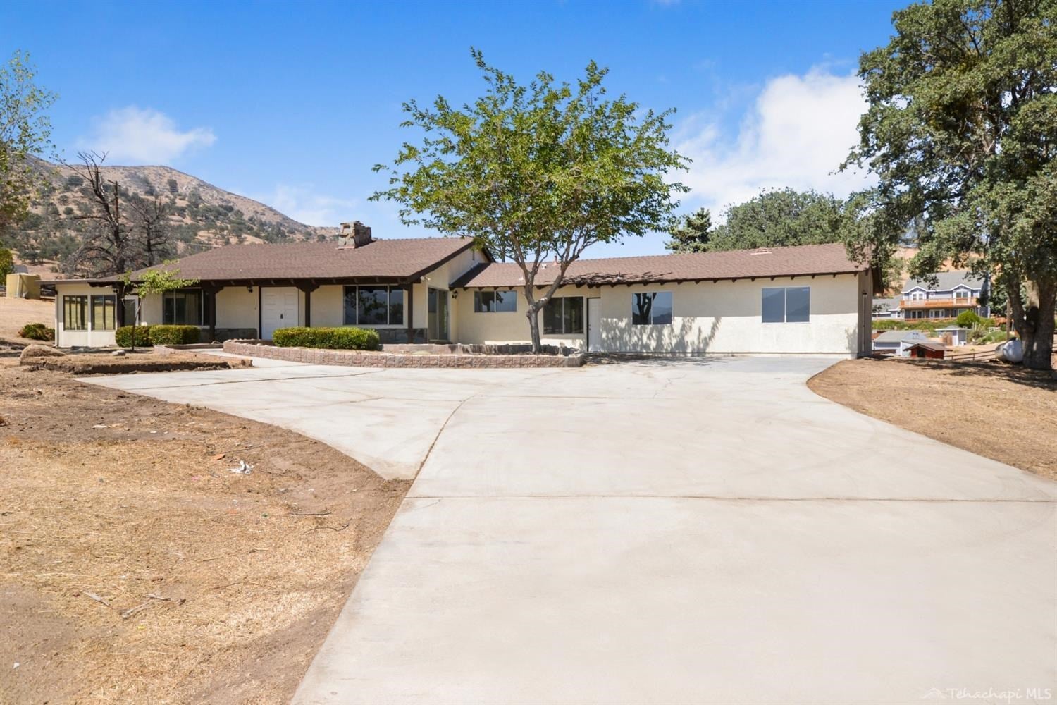 23323 Willow Canyon Road Tehachapi, CA 93561 - Photo 1 of 47 Gallery Image 1