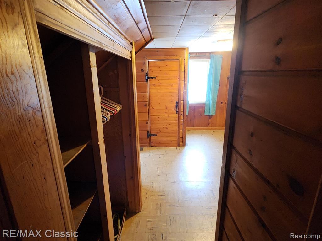 2908 Lansdowne Road Waterford, MI 48329 - Photo 26 of 54 Gallery Image 26