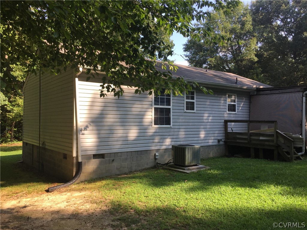 6611 Adkins Road Providence Forge, VA 23140 - Photo 4 of 8 Gallery Image 4