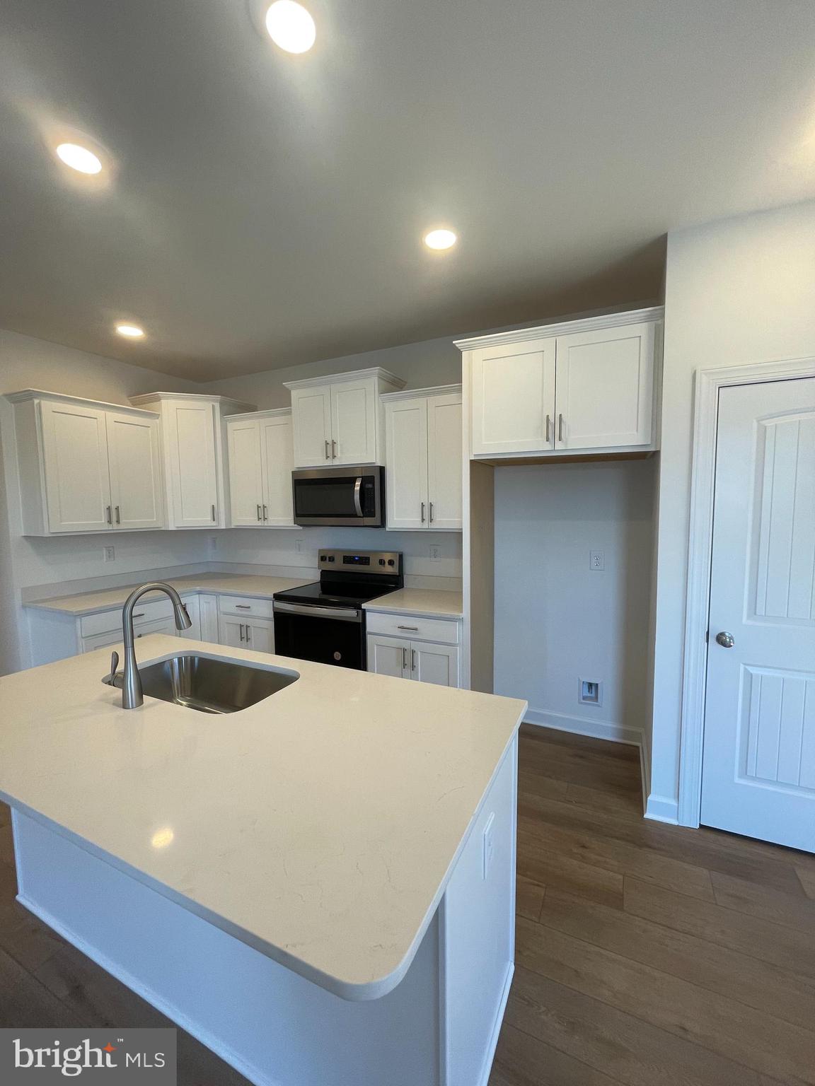 271 Ridgeview Lane, Unit 51 Hanover, PA 17331 - Photo 8 of 20 Gallery Image 8