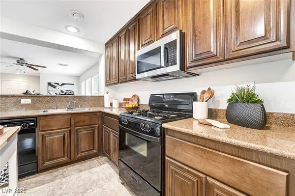 $389,000 | 9283 West Tonkawa Avenue, Las Vegas, NV 89178