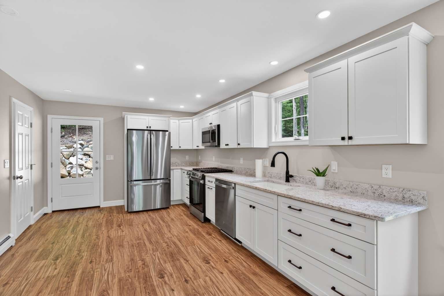 1403 French Pond Road Haverhill, NH 03785 - Photo 8 of 20 Gallery Image 8