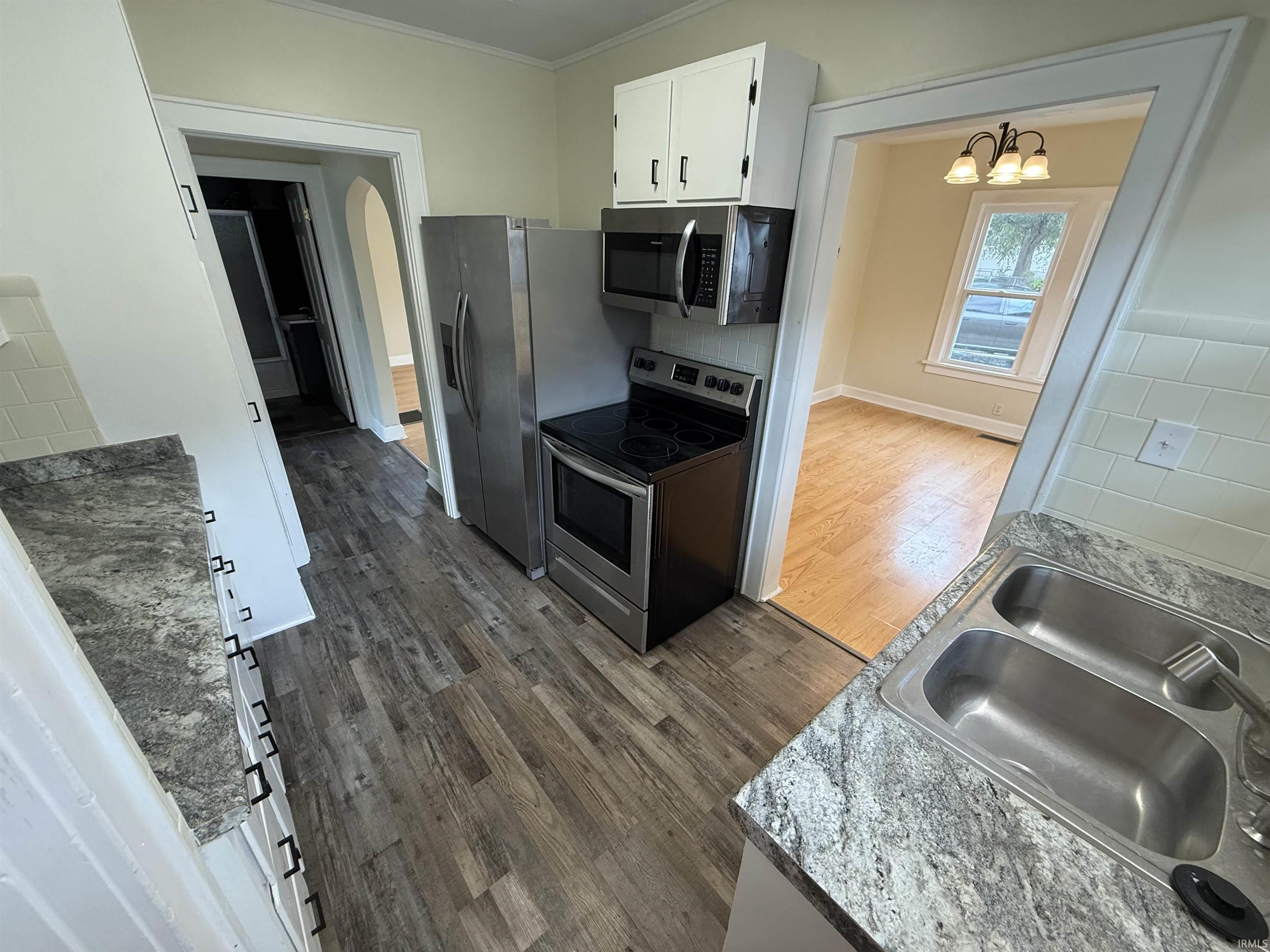 859 Ridgeway Avenue Vincennes, IN 47591 - Photo 8 of 20 Gallery Image 8