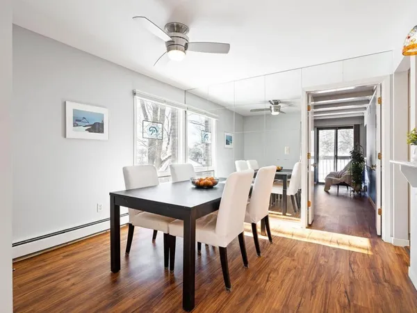 $275,000 | 6075 Lincoln Drive, Unit 211, Edina, MN 55436