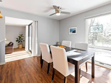 $275,000 | 6075 Lincoln Drive, Unit 211, Edina, MN 55436