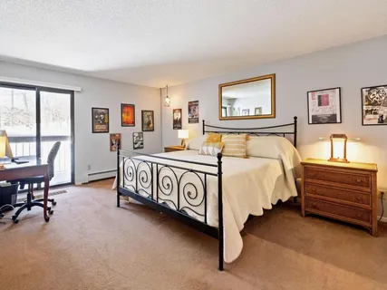 $275,000 | 6075 Lincoln Drive, Unit 211, Edina, MN 55436