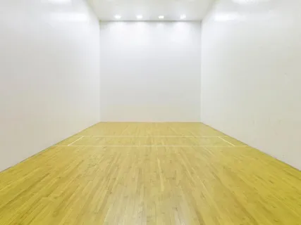 $275,000 | 6075 Lincoln Drive, Unit 211, Edina, MN 55436