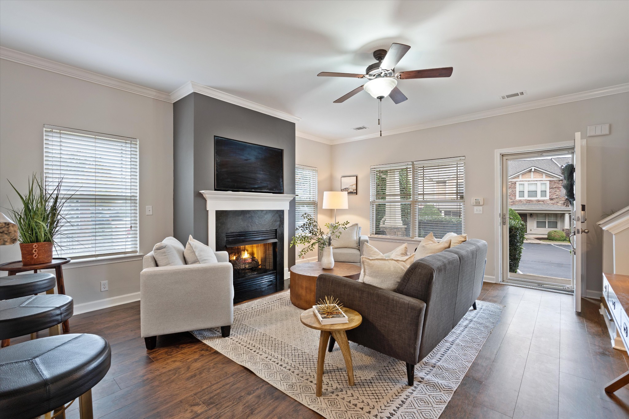 735 Tulip Grove Road, Unit 200 Hermitage, TN 37076 - Photo 3 of 32 Gallery Image 3