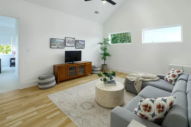 $2,875,000 | 7149 Northaven Road, Dallas, TX 75230